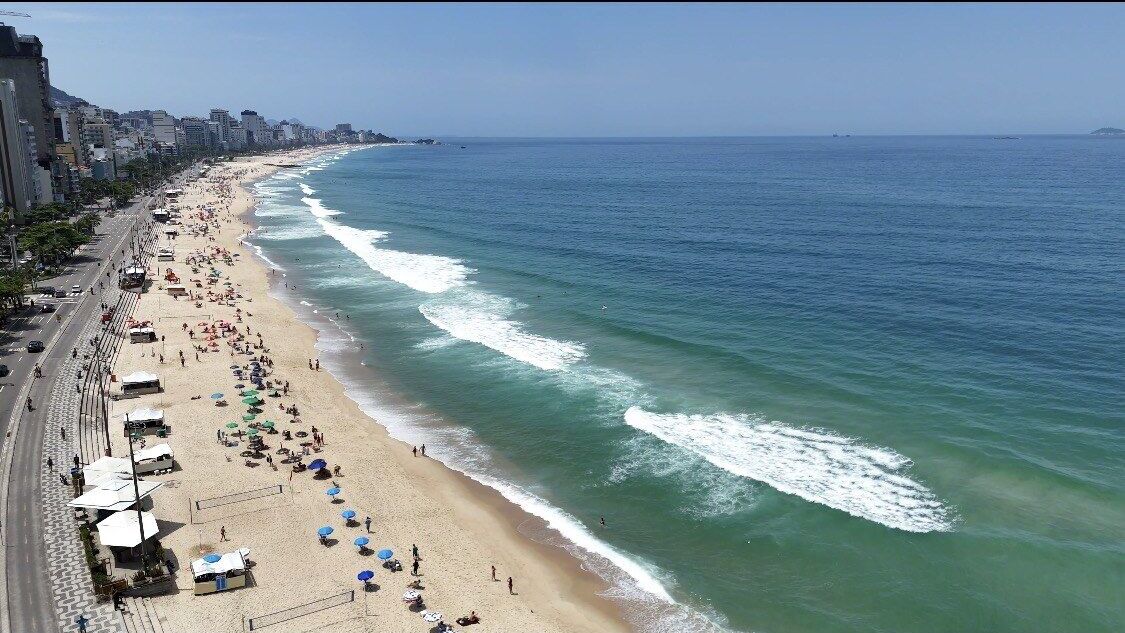 Praia do Leblon
